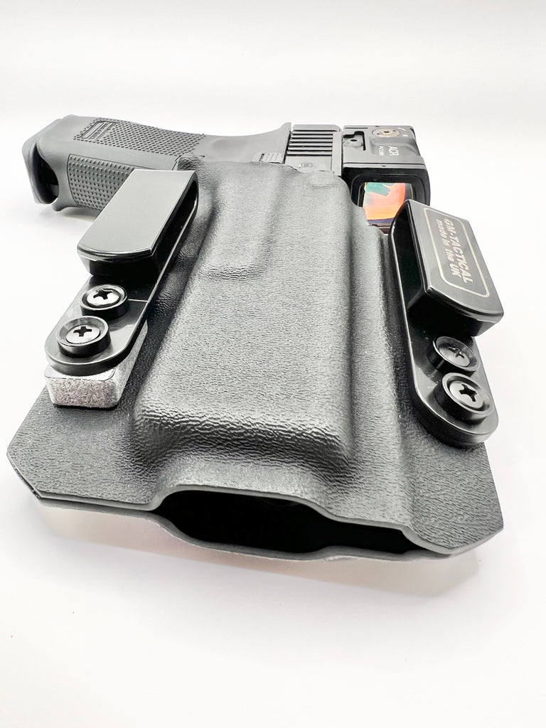GLOCK 17 IN THE WAIST BAND (IWB) KYDEX HOLSTER RIGHT HAND CARRY